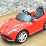 フェラーリ レッド 電動乗用玩具 Ferrari F12 Berlinetta スポーツカータイプ 子供用 おもちゃ 充電式 ラジコンを買い取りました！(^_-)-☆