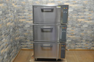 フジマック 電気自動炊飯器 FRC162FA 2017年製 三相200V 3段 ドロワー式 立体 業務用 厨房を買い取りました！(^_-)-☆