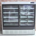 パナソニック 冷蔵ショーケース MPR-1014R 2017年製 100V 1029L 冷蔵庫 研究室 業務用を買い取りました♪(^_-)-☆