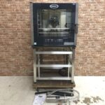 コメットカトウ スチームコンベクションオーブン CSI3-E5 3相200V 2017年製 スチコン 軟水器付き 業務用を買い取りました♪(^_-)-☆