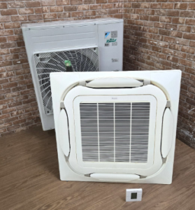 ダイキン パッケージエアコン SZRC112BC 4馬力 三相200V 天井カセット 天カセ 業務用 EcoZEASを買い取りました♪
