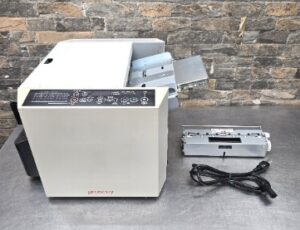 inter-techno PROSCUT PCM-15N 名刺カッター インターテクノ プロスカット 卓上 100V 美品を買い取りました♪