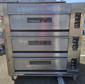 ワールド精機 電熱式 ベーカリーオーブン AJEⅡ 63YW-PPP 3段 2021年製 三相200V 大型を買い取りました♪