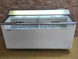 Panasonic パナソニック ガラストップ式ショーケース SCR-151DNA 301L 100V 業務用 冷凍庫を買い取りました♪